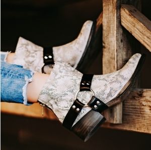 Like New Freebird by Steven Santiago Snake Booties Boots Size 6